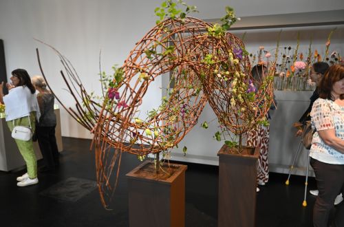 Academy of floristmeister international flowerdesign by Nicola Boletzky – Zuerich/Innsbruck. 2023