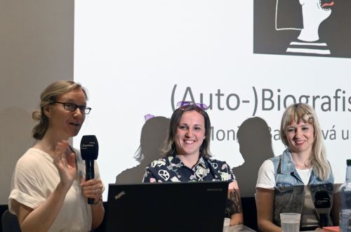 Foto Nela Holancová