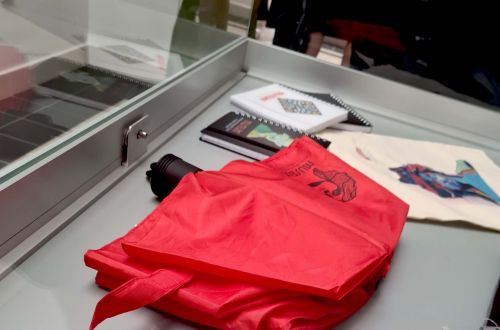 Výstava MERCH v Muzeu východních Čech Hradec Králové