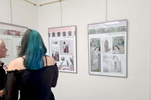 Výstava MERCH v Muzeu východních Čech Hradec Králové