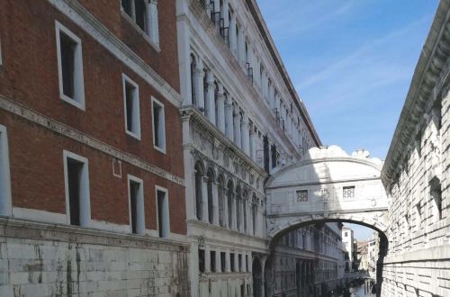 Bienale Arte 2022 - Benátky